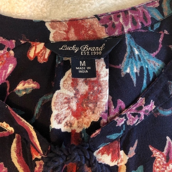 LUCKY BRAND Blouse Women's Size Medium Blue Pink Floral V-Neck Long Sleeve Top - Picture 4 of 13